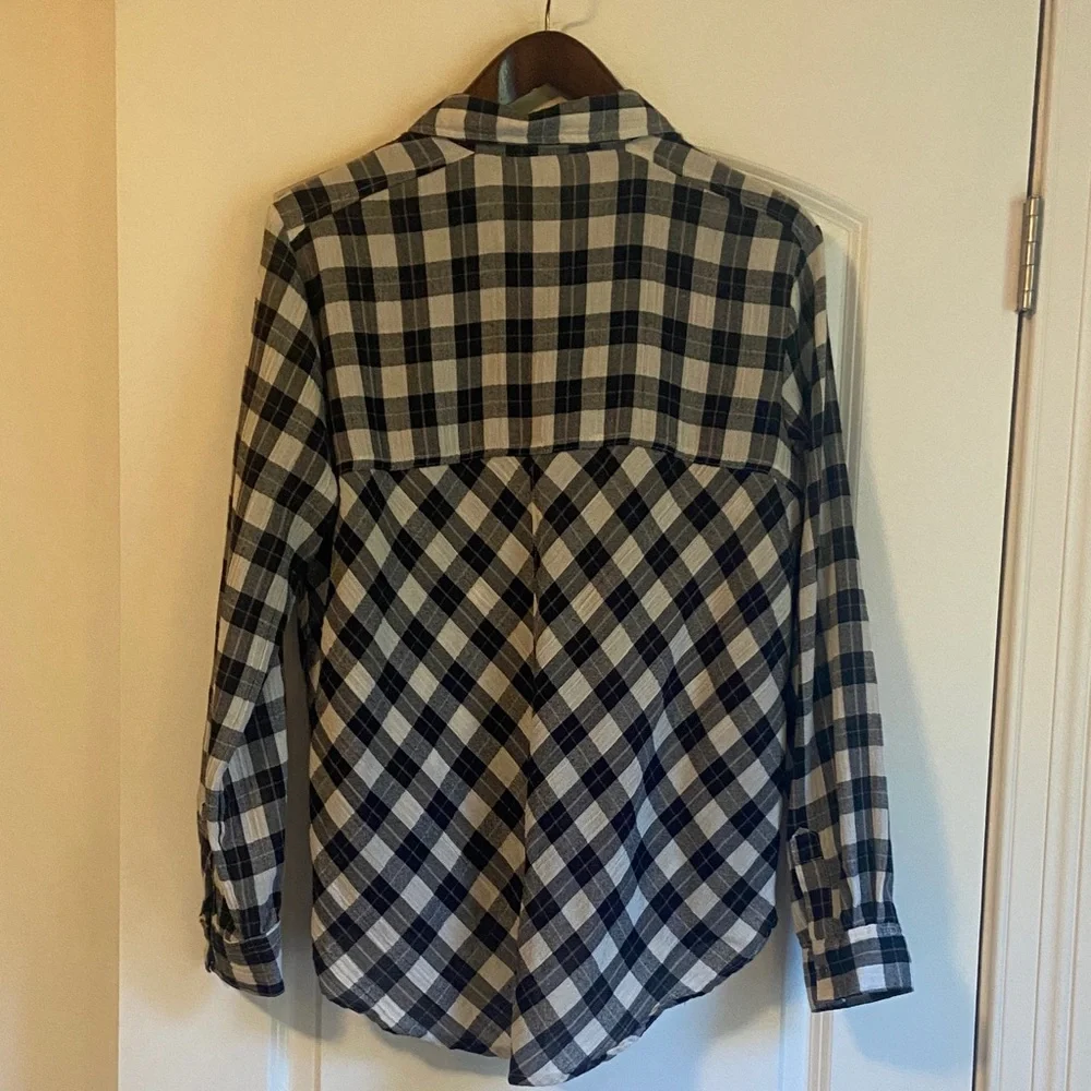 Free People Black and White Checkered Shirt
Size M - Picture 8 of 9
